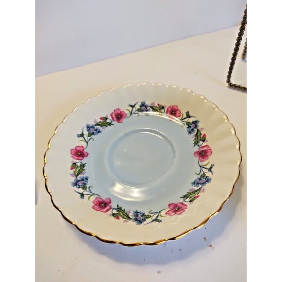 Royal Albert Teacup & Saucer Set, Pattern 4475 Montrose Cup Shape - Picture 8 of 12